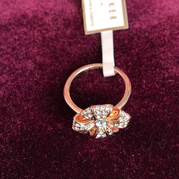 Ted Baker Crystal Rosette Ring - Rose Gold - Picture 4 of 6